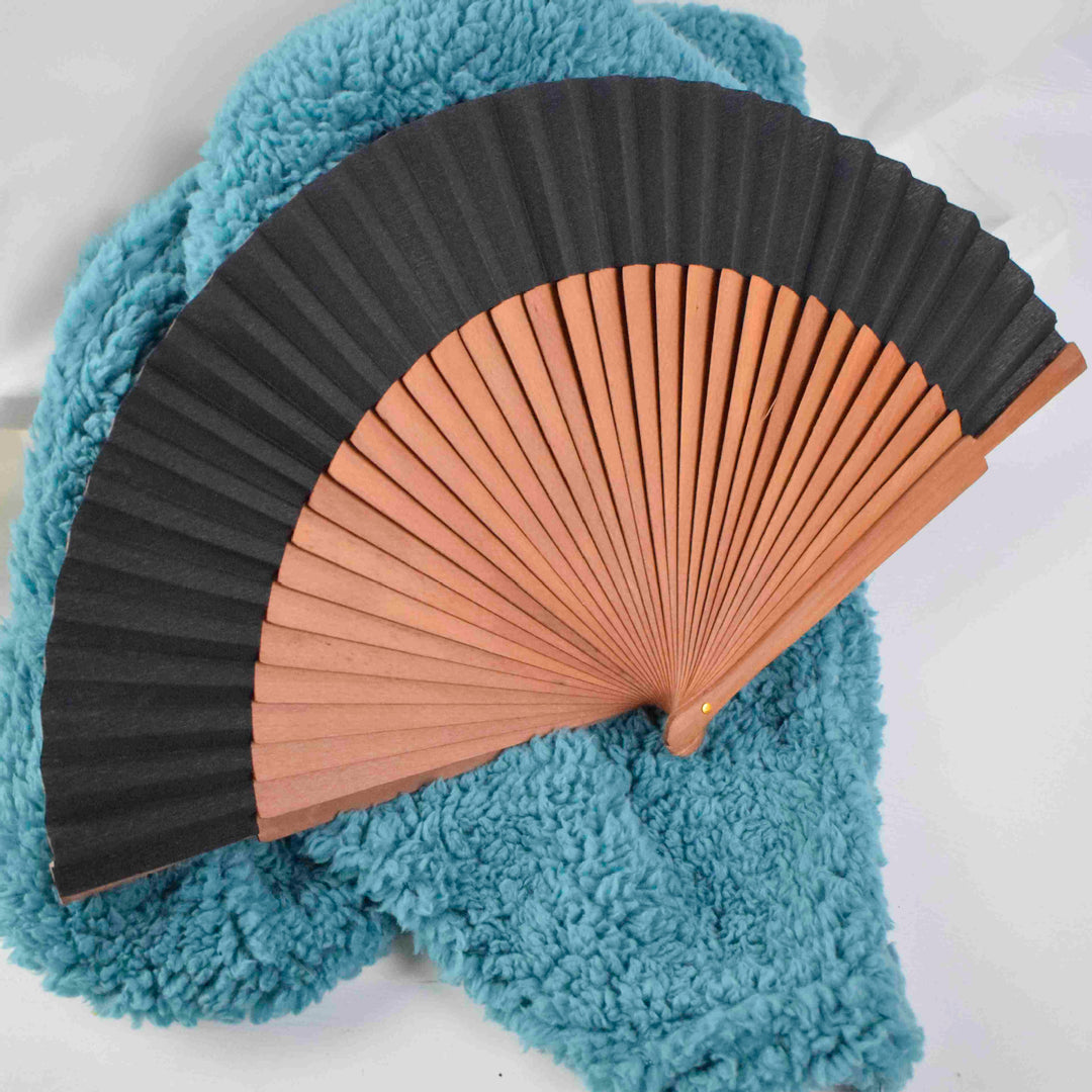 Ladies elegant hand fan made of eco-friendly paper Kalsten