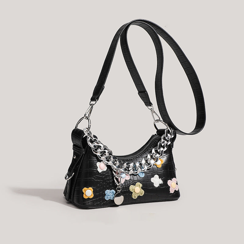 Decorative Chain Strap Handbag Kalsten