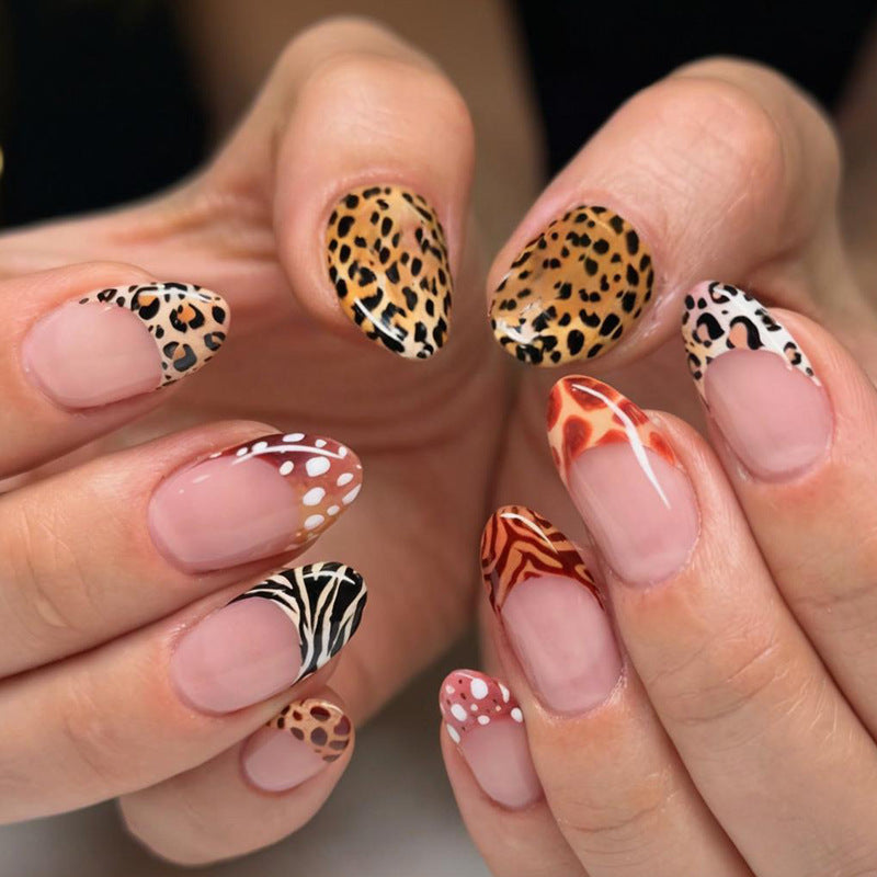 Acrylic nail set with elegant animal and geometric designs Kalsten