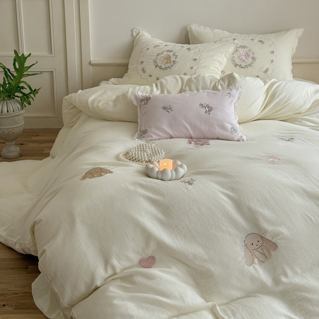 Embroidered cotton-linen pillowcase set with lace trim and bunny motif