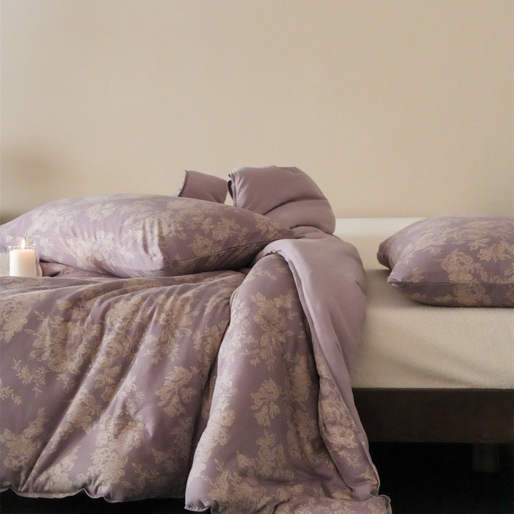 Children's bedding set made of cotton percale with fine floral block print