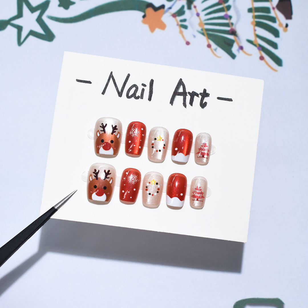 Holiday-Themed Press-On Nail Art Set Kalsten