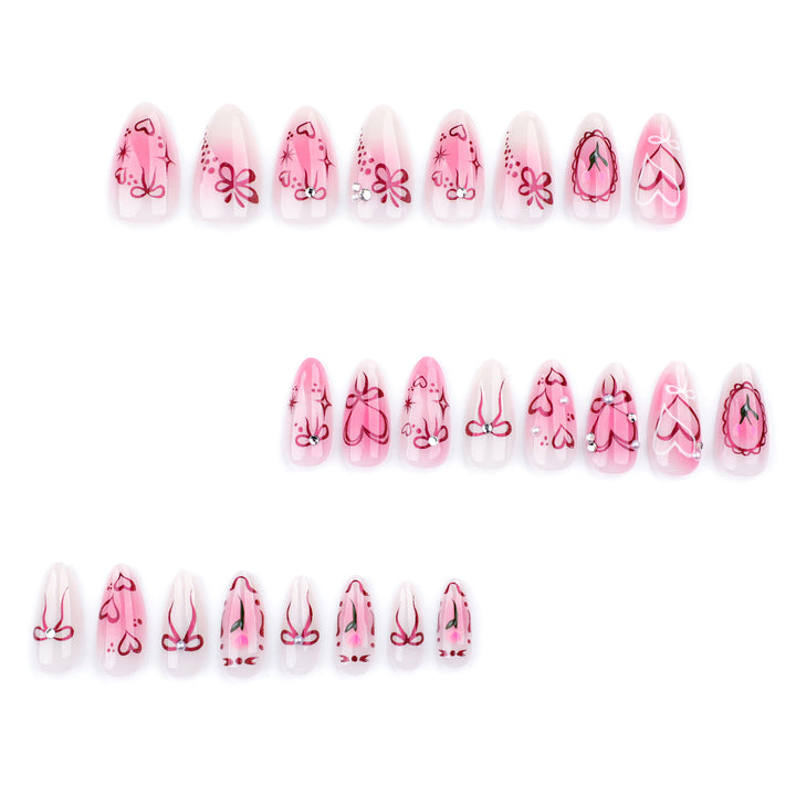 Artful Nail Art with Romantic Heart Design Kalsten
