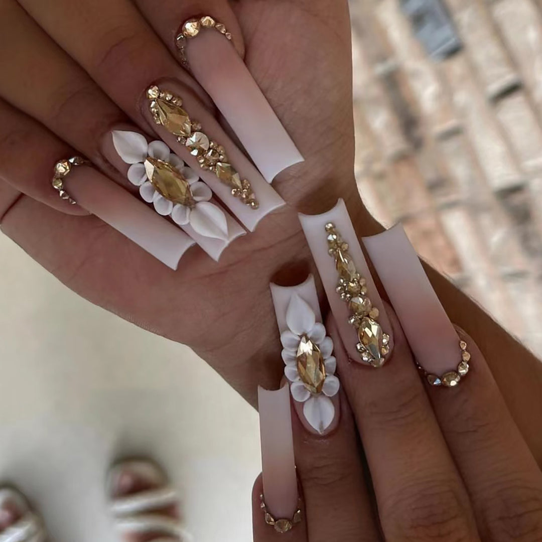 Elegant Embellished Press-On Nails Kalsten