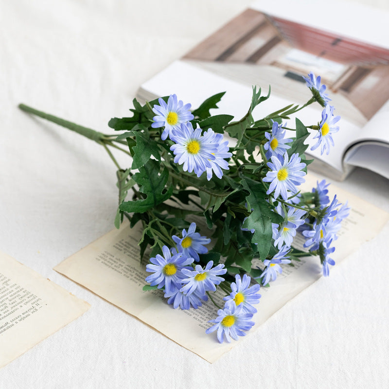 Lifelike Daisy Flower Stem Arrangement