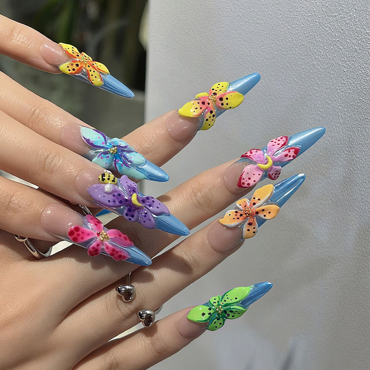 Artificial nails with colorful 3D flower designs Kalsten