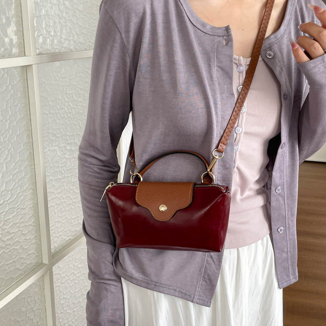 Chic Leather Crossbody Bag