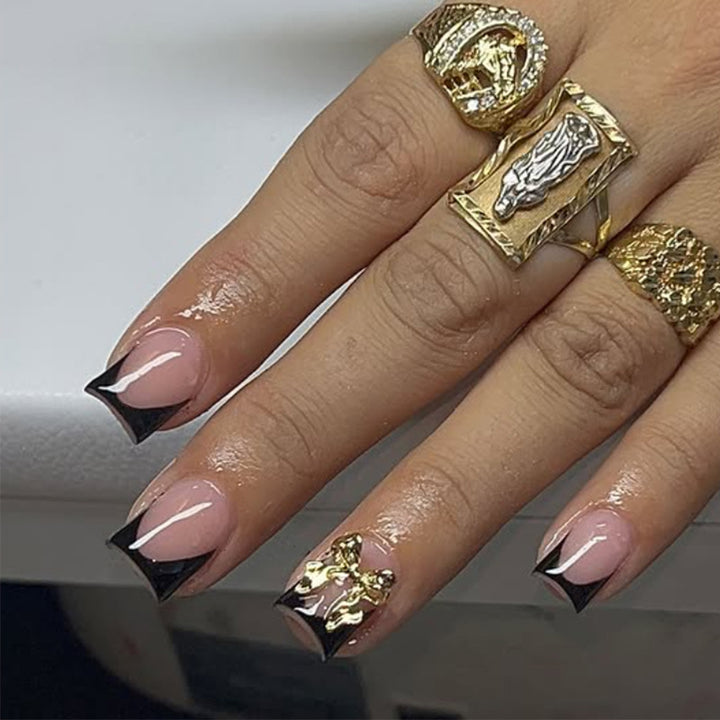 Artificial nail set with stylish and elegant black lace tips Kalsten