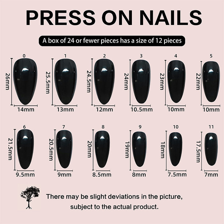Artificial nail set with decadent floral and geometric design Kalsten