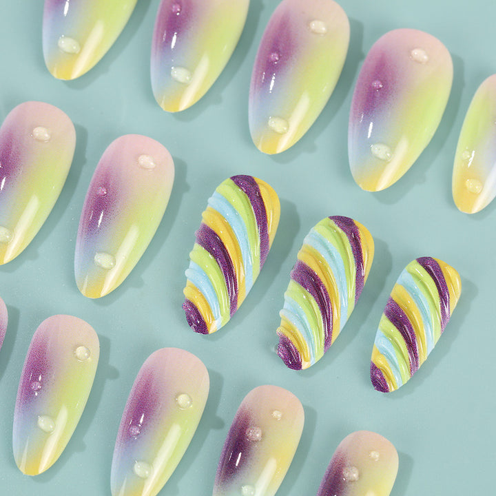 Artificial nails with soft ombre colors and creative patterns Kalsten