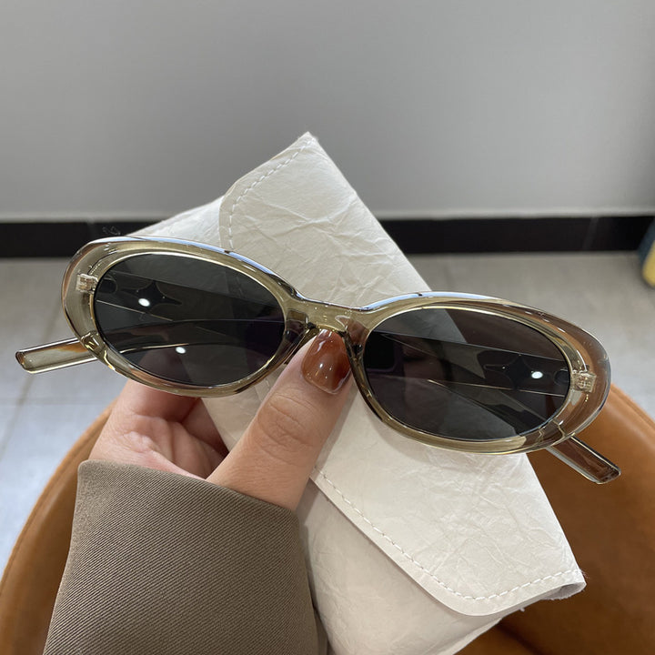 Women's modern cat-eye sunglasses with UV protection and elegant frame Kalsten