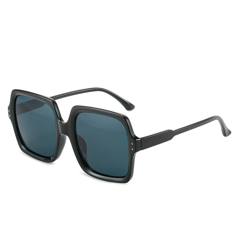 Ladies square fashionable sunglasses with polarized lenses Kalsten
