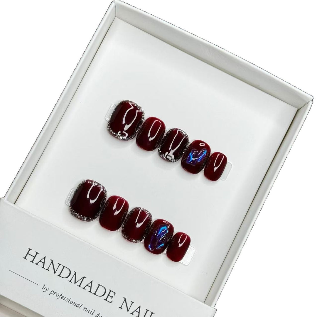 Artistic Press-On Nail Set with Unique Glossy Finish