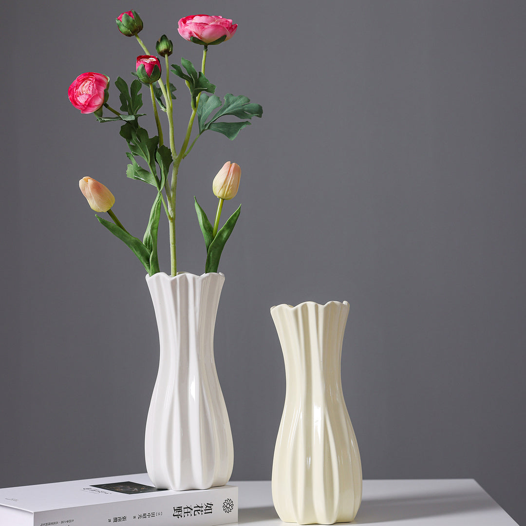 Modern Minimalist Decorative Ceramic Vase