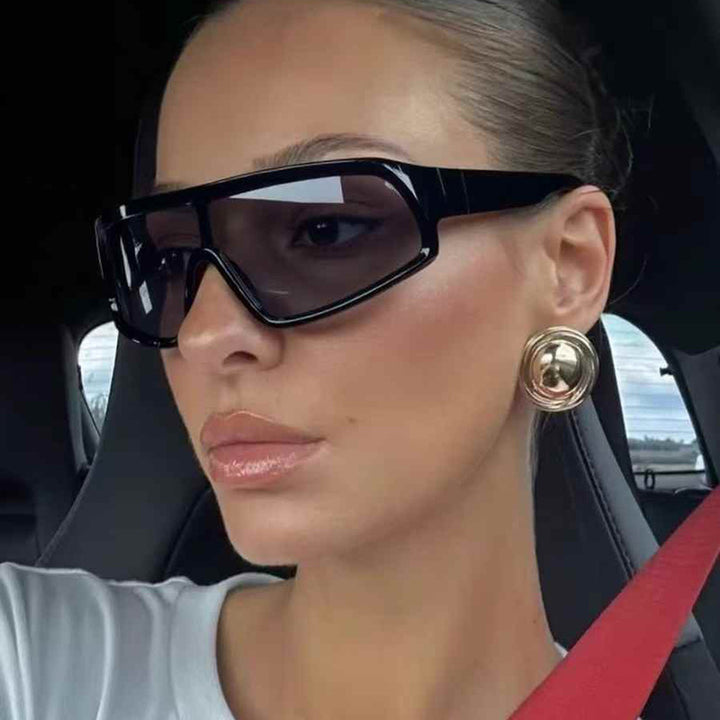 Women's sporty goggles in modern design with ergonomic frame Kalsten