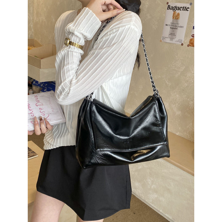 Chic Foldover Shoulder Bag Kalsten