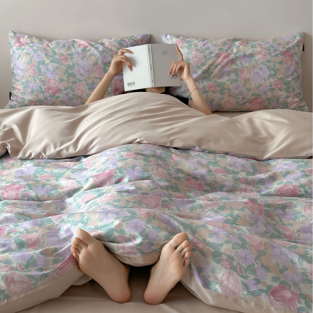 Microfiber bedding set with colorful terrazzo pattern, soft & easy care