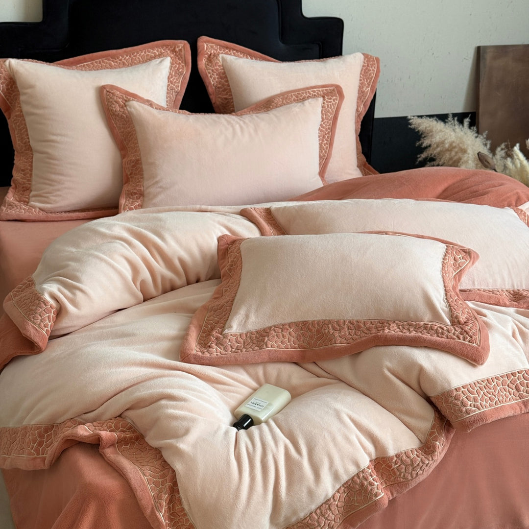 Noble bed set made of cotton-linen blend with embossed border appliqué