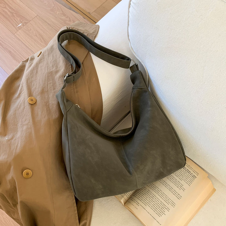 Elegant Leather Hobo Bag