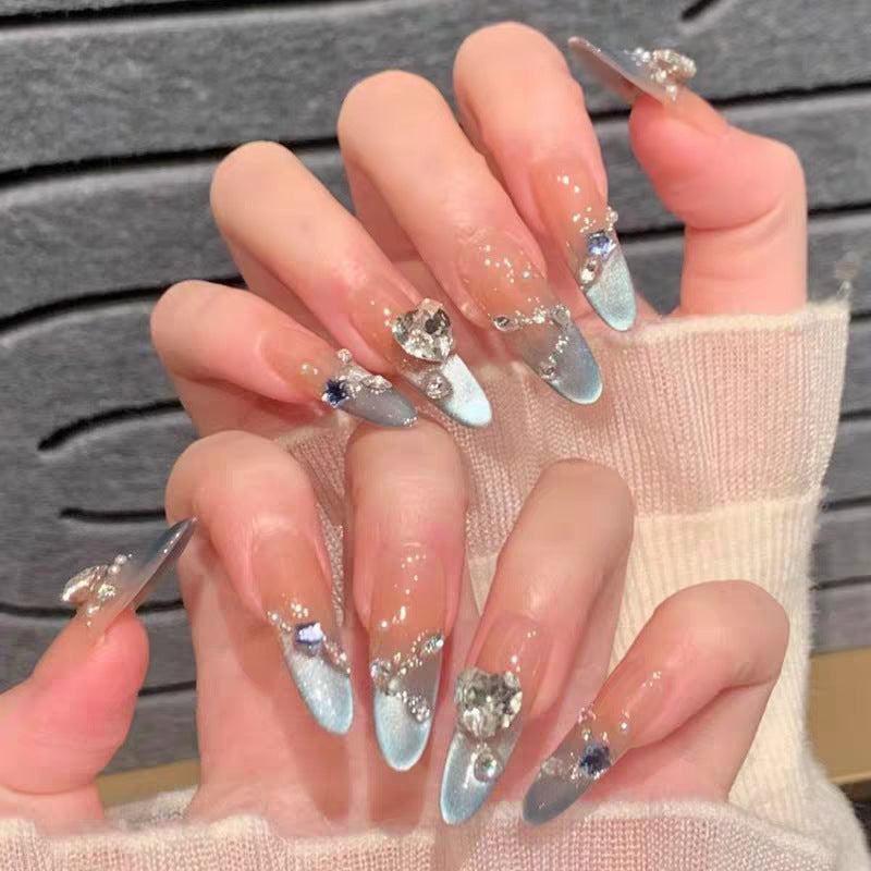 Artificial nails with elegant ombre look Kalsten