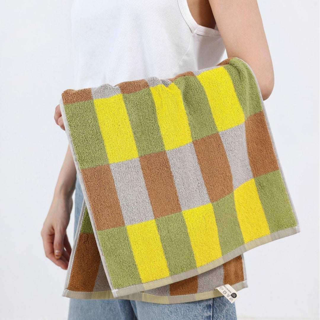 Three-piece terry towel set bath towel hand towel guest towel with leaf jacquard