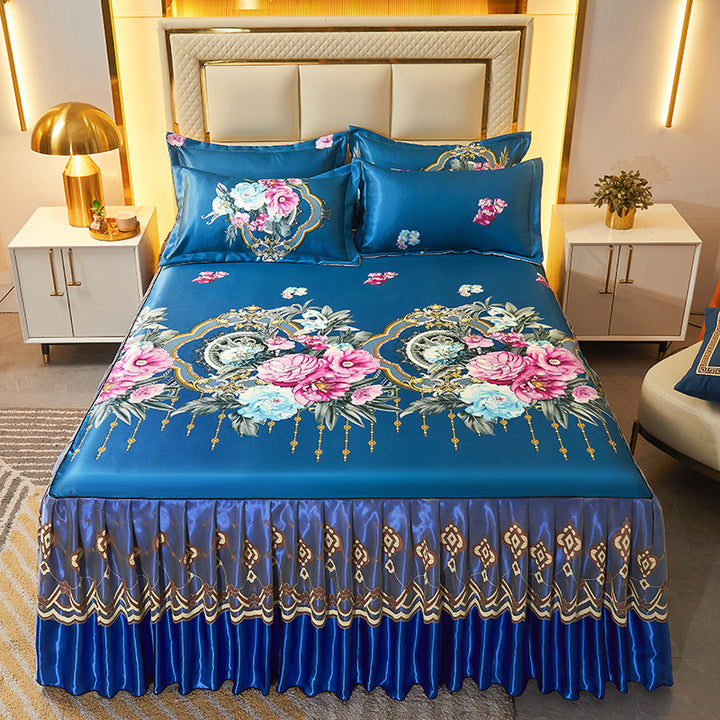 Ladies daybed cover with playful bear motif Kalsten