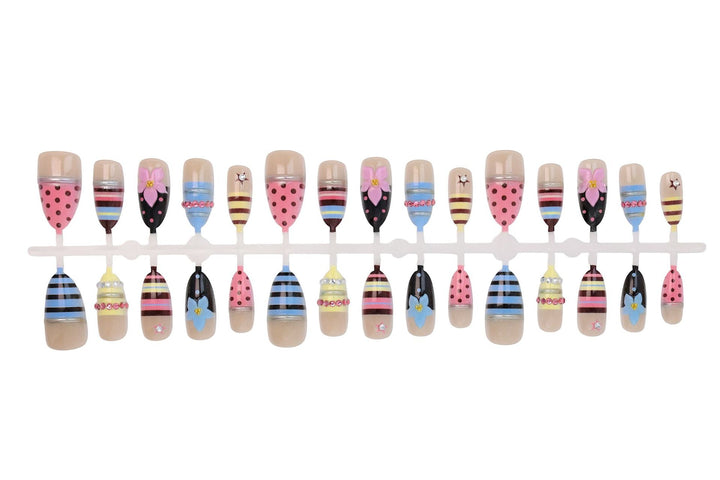 Artificial nail set with creative and playful motifs Kalsten