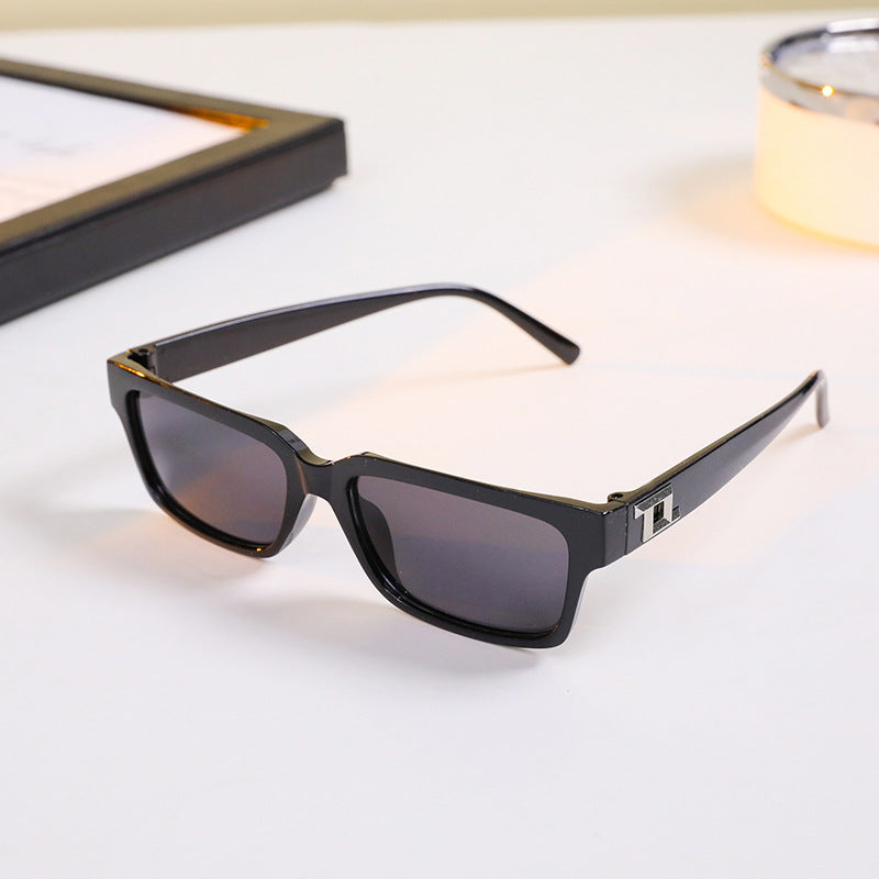 Women's fashionable ergonomic reading glasses Kalsten