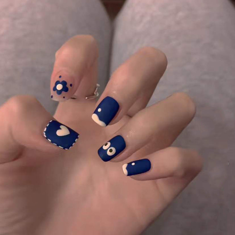 Festive Nail Art Press-Ons Kalsten