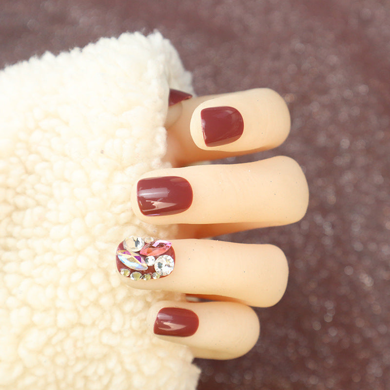 Premium Decorative Faux Nail Set Kalsten