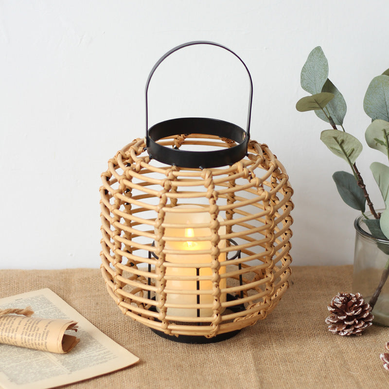 Handcrafted rattan lamp Kalsten