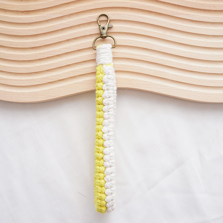 Macramé Keychain Holder Kalsten