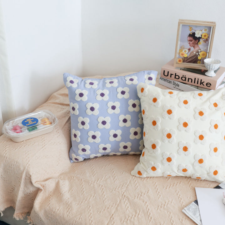 Square decorative cushion cover with hand-tufted flower relief and bouclé applications Kalsten