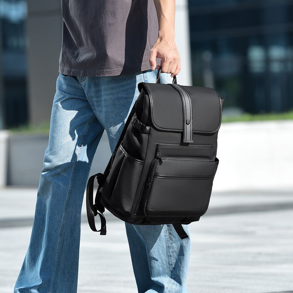 Modern everyday backpack with versatile compartment system Kalsten