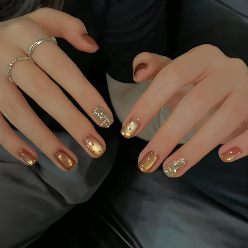 Premium Decorative Press-On Nail Set with Gold Accents Kalsten