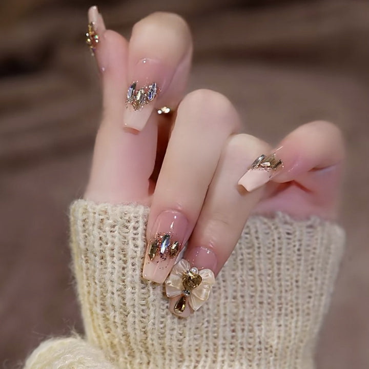 Glamorous artificial nails with heart design Kalsten