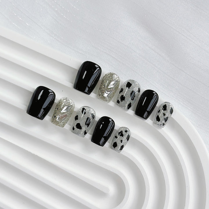 Butterfly-Embellished Press-On Nail Set