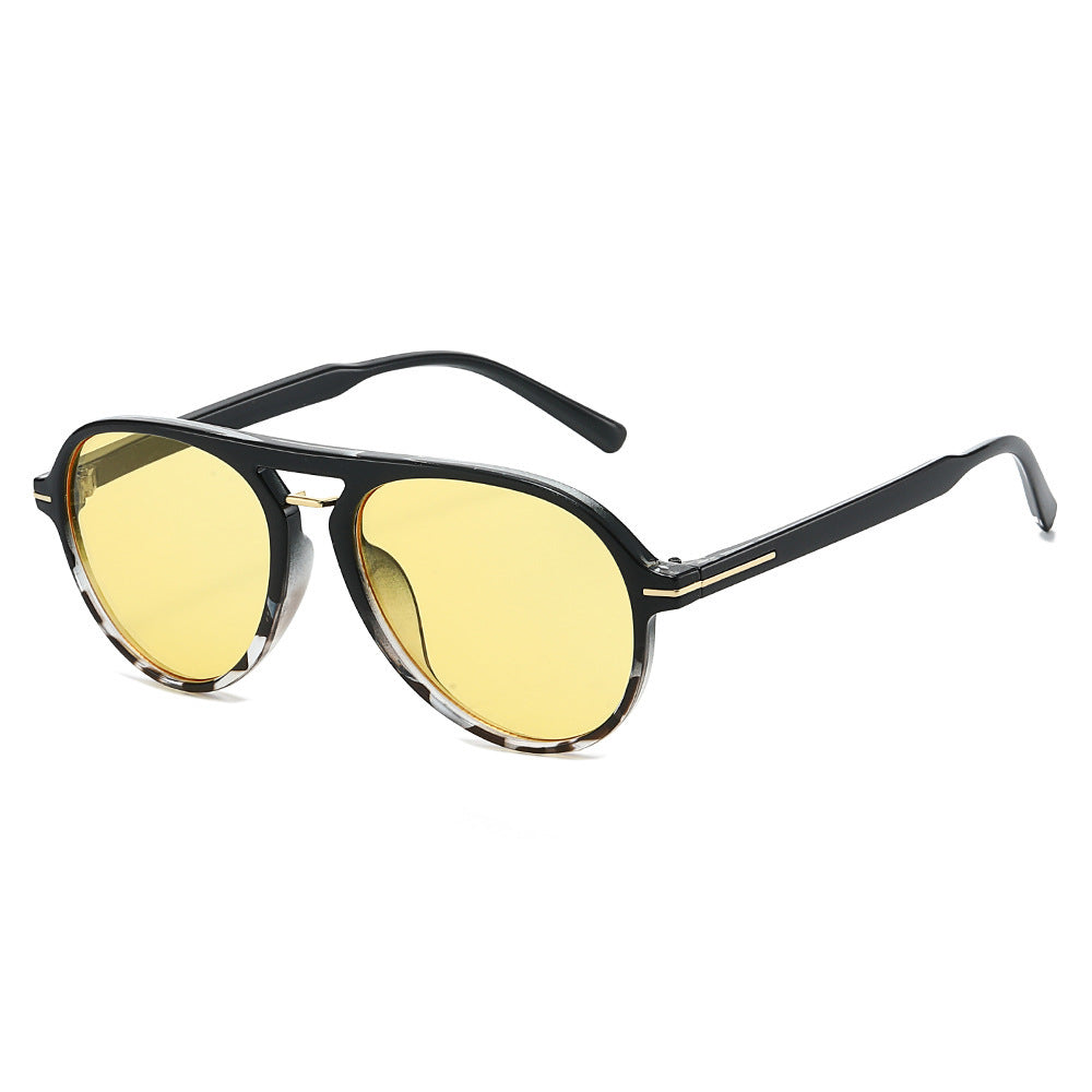 Fashion-Forward Shield Sunglasses Kalsten