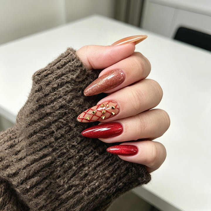 Artificial nail set in elegant and glamorous design Kalsten