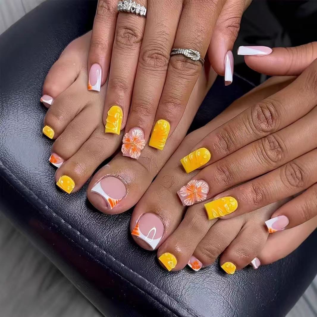 Artistic Nail Art and Pedicure Set Kalsten