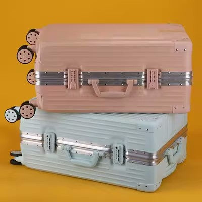 Heavy-Duty Ribbed Wheel Suitcase Kalsten