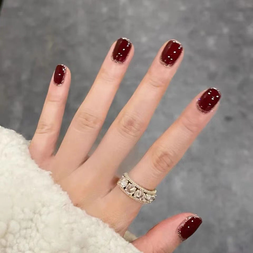 Trendy Glossy Press-On Nail Set