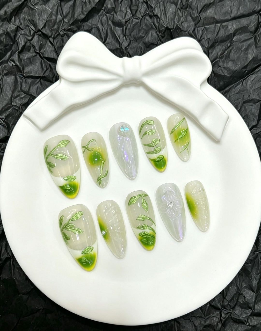 Botanical Art Press-On Nails Set