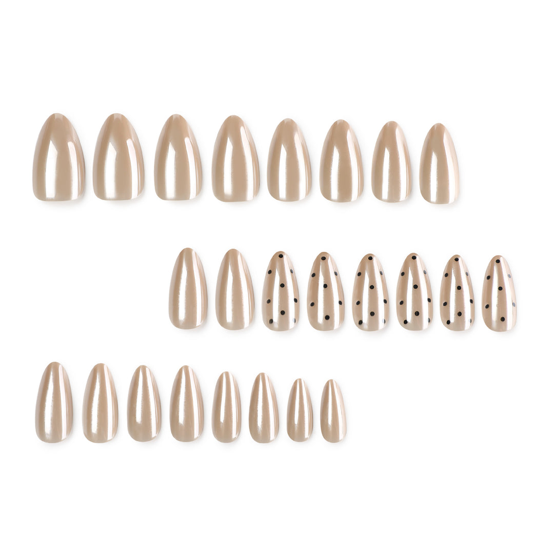 High-Quality Artificial Nails Kalsten