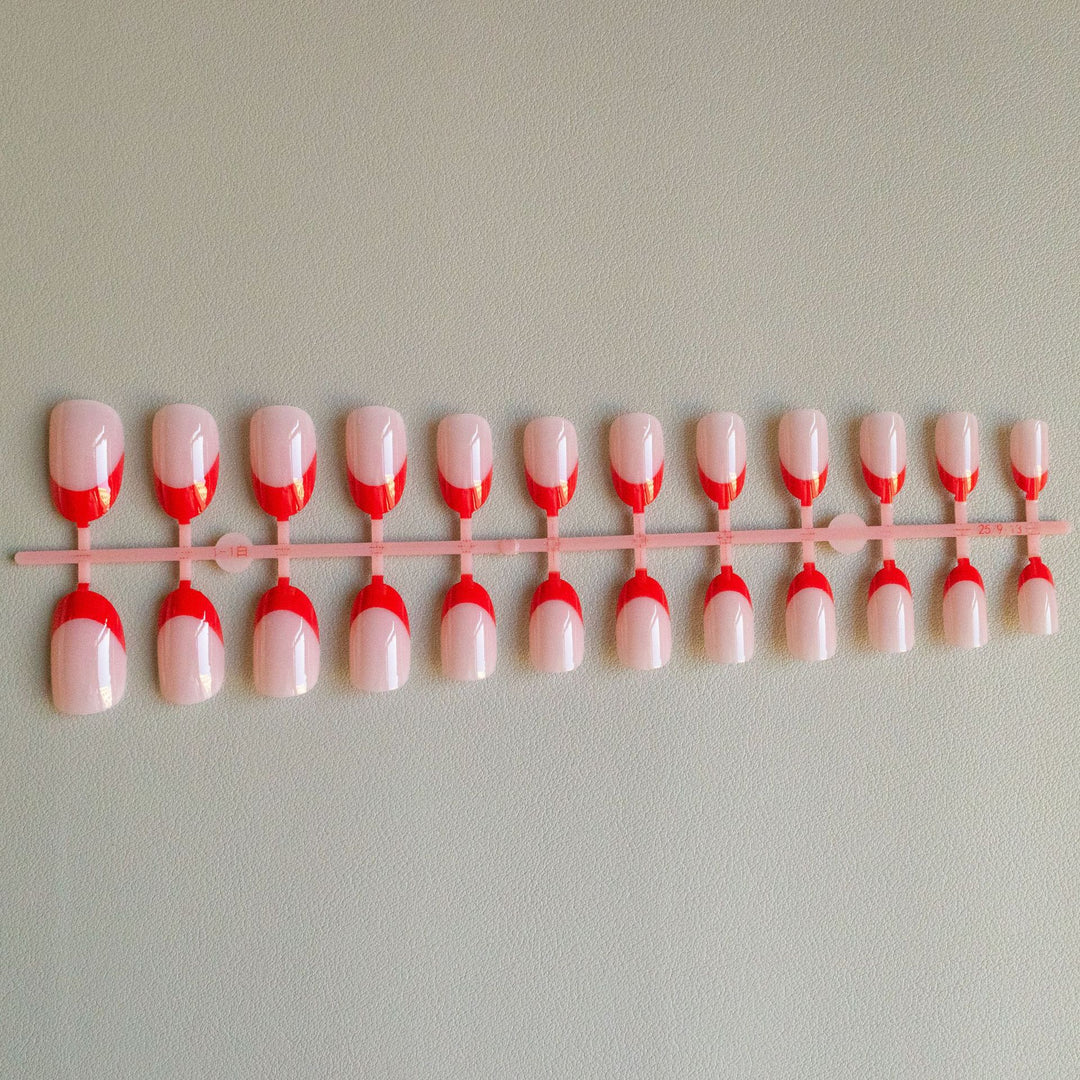 Elegant French Tip Nail Art Set