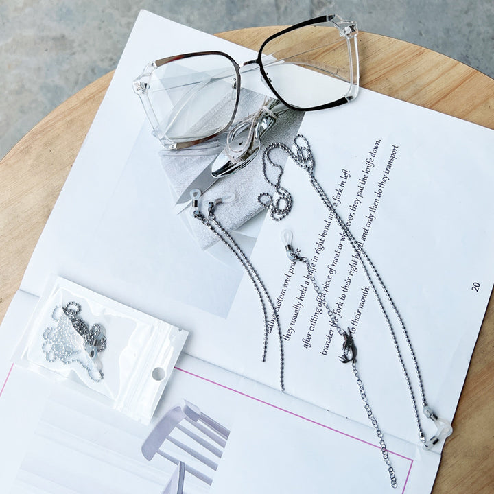 Stylish Metallic Eyewear Chain Kalsten
