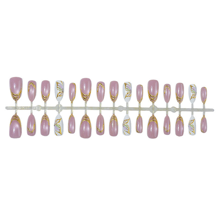 Artificial nail collection with stylish gold accents Kalsten