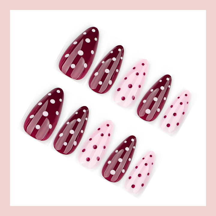 Artificial nail set with elegant dots and trendy design Kalsten