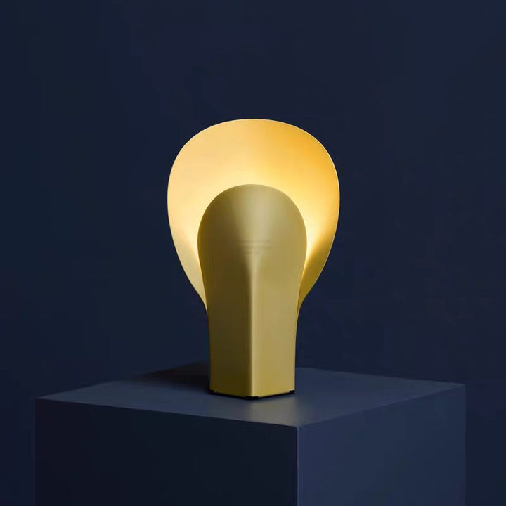 Modern Minimalist Table Lamp with Elegant Curved Shade