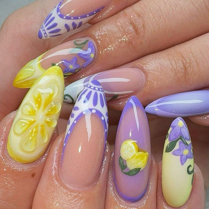 Artificial Nail Set with Floral Designs Kalsten